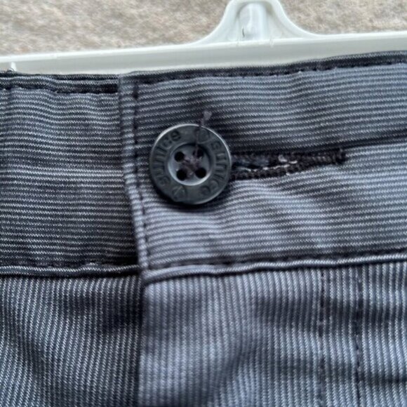 Sunice Flat Front Performance Golf Shorts Sz 36 - Picture 3 of 8